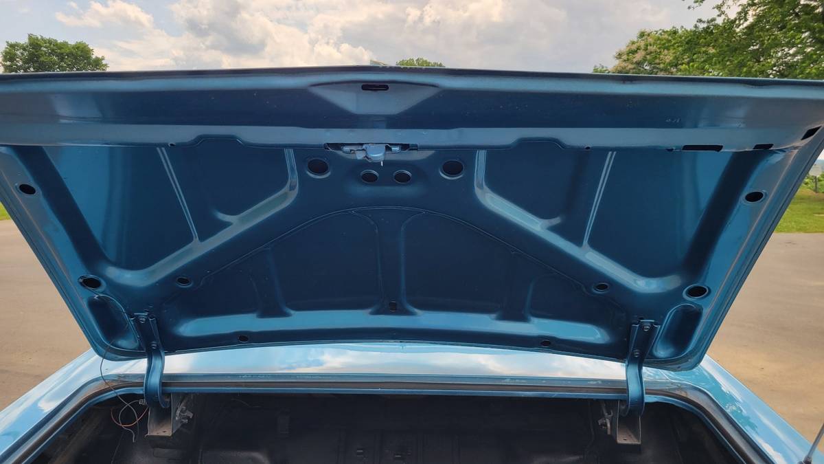 Chevy-impala-1968-blue-18