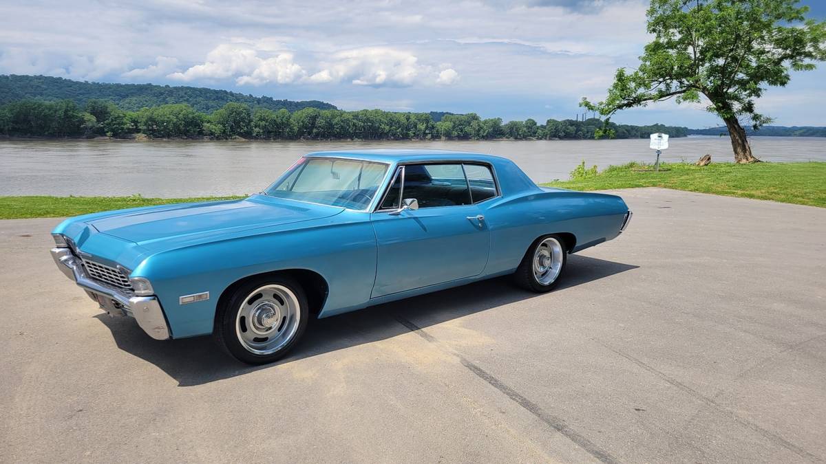 Chevy-impala-1968-blue-43