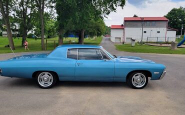 Chevy-impala-1968-blue-56