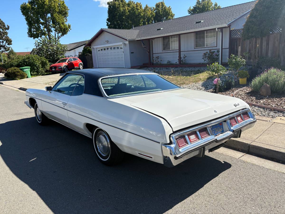 Chevy-impala-1973-10