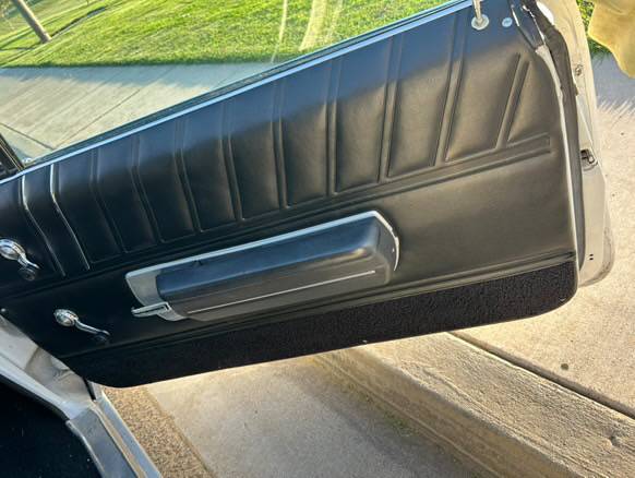 Chevy-impala-convertible-1968-white-11