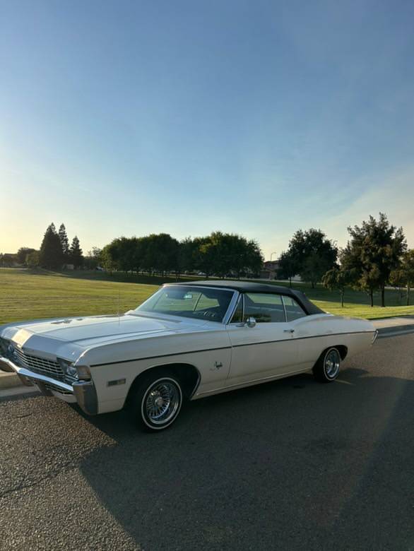 Chevy-impala-convertible-1968-white-4