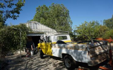 Chevy-k-20-4x4-pick-up-1963-yellow-1