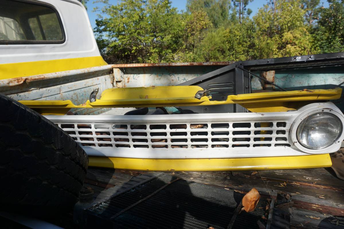 Chevy-k-20-4x4-pick-up-1963-yellow-7