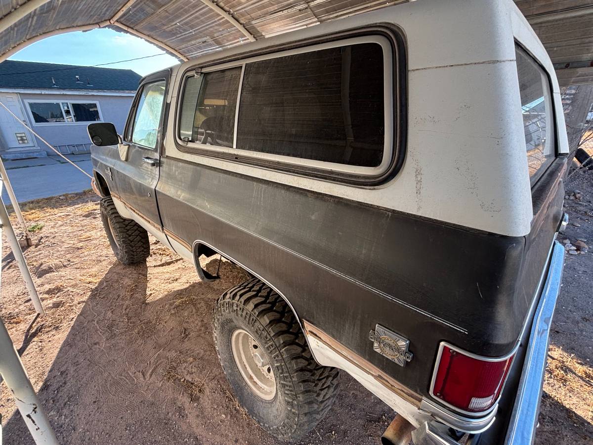 Chevy-k-5-blazer-1986-brown
