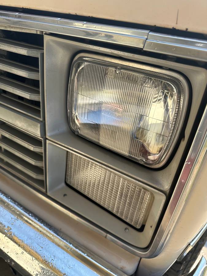 Chevy-k10-4x4-1984-yellow-12