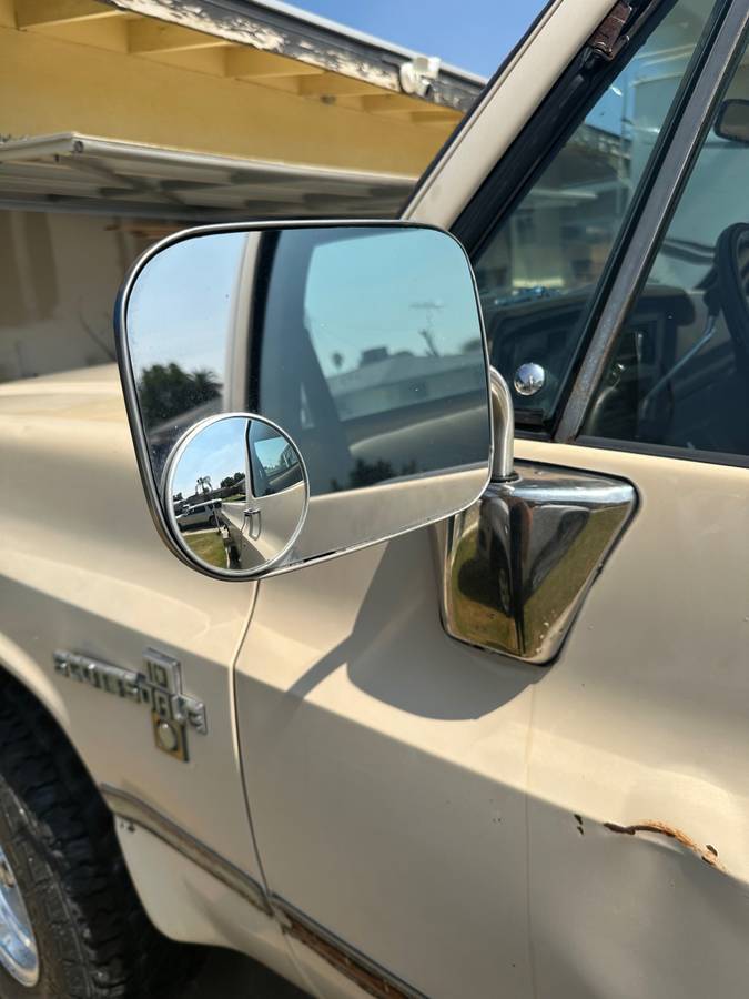 Chevy-k10-4x4-1984-yellow-17