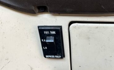 Chevy-k10-4x4-1984-yellow-19