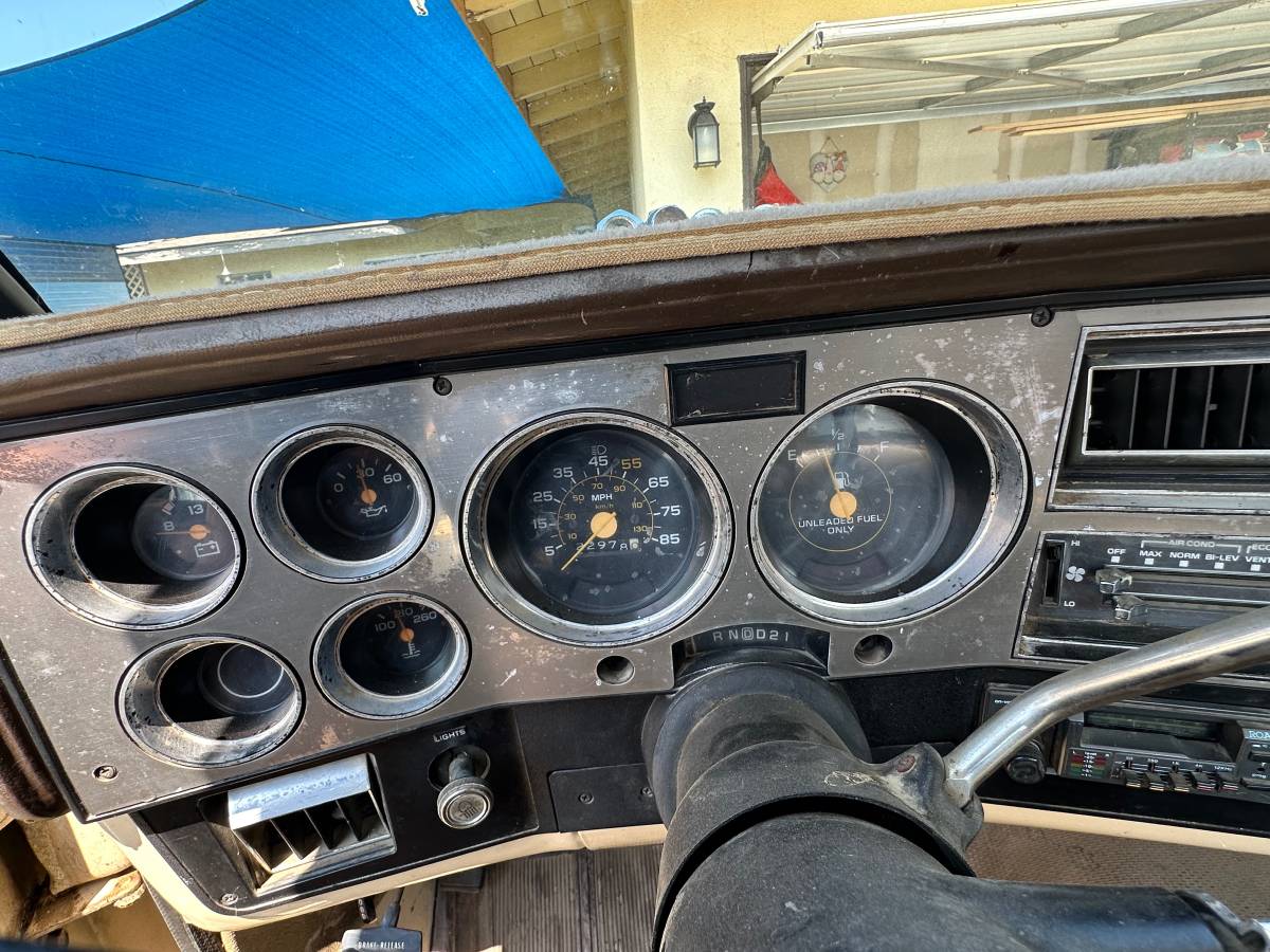 Chevy-k10-4x4-1984-yellow-22