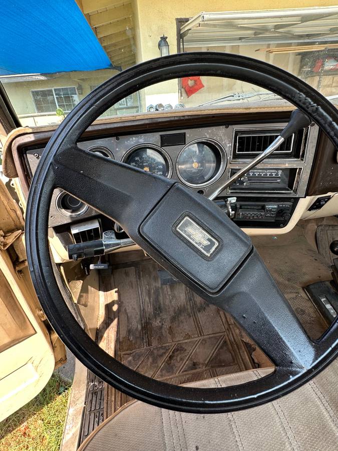 Chevy-k10-4x4-1984-yellow-23