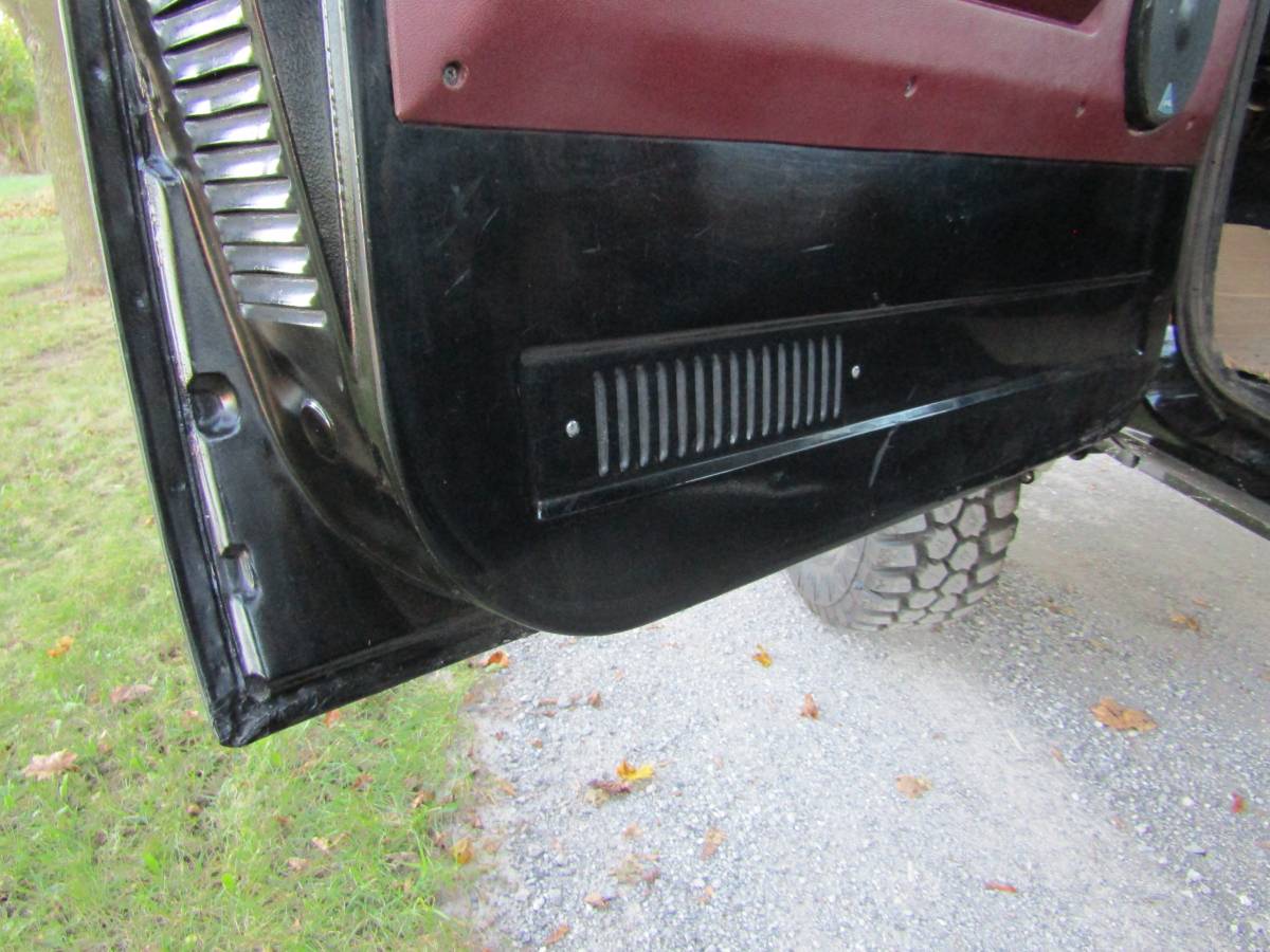 Chevy-k10-4x4-1986-black-10