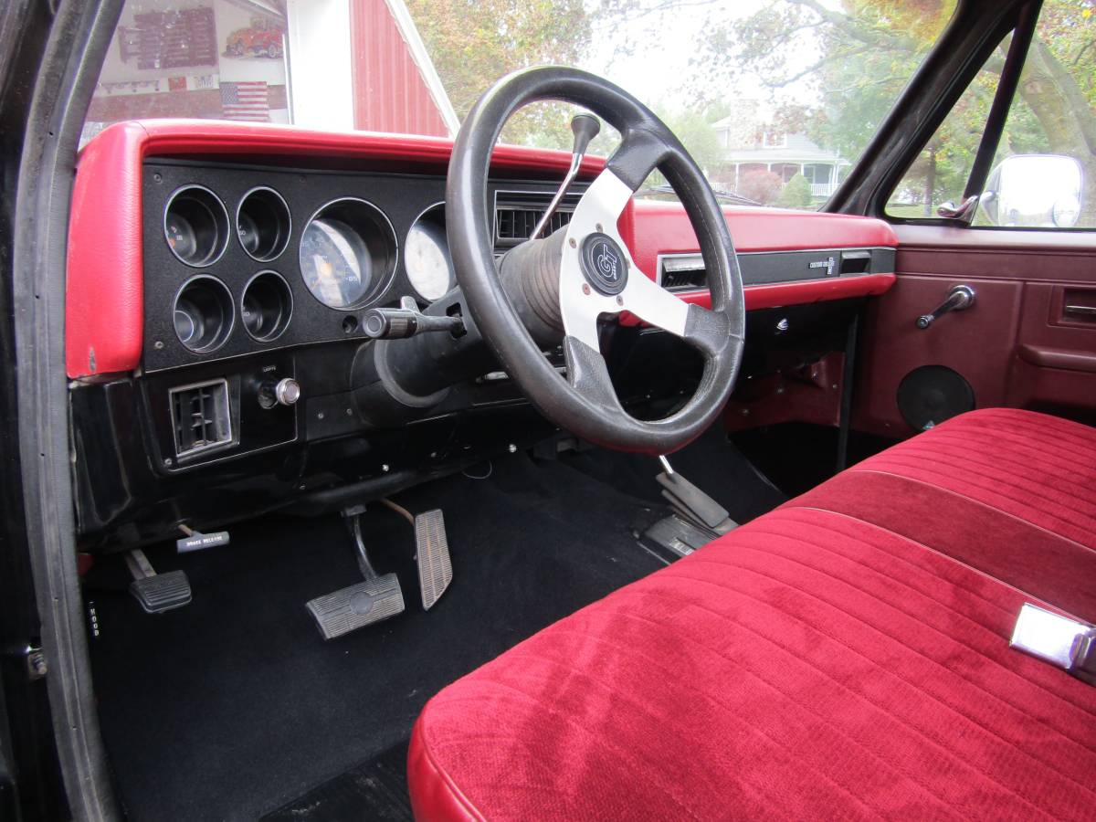 Chevy-k10-4x4-1986-black-13