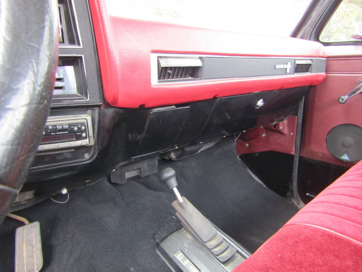 Chevy-k10-4x4-1986-black-14