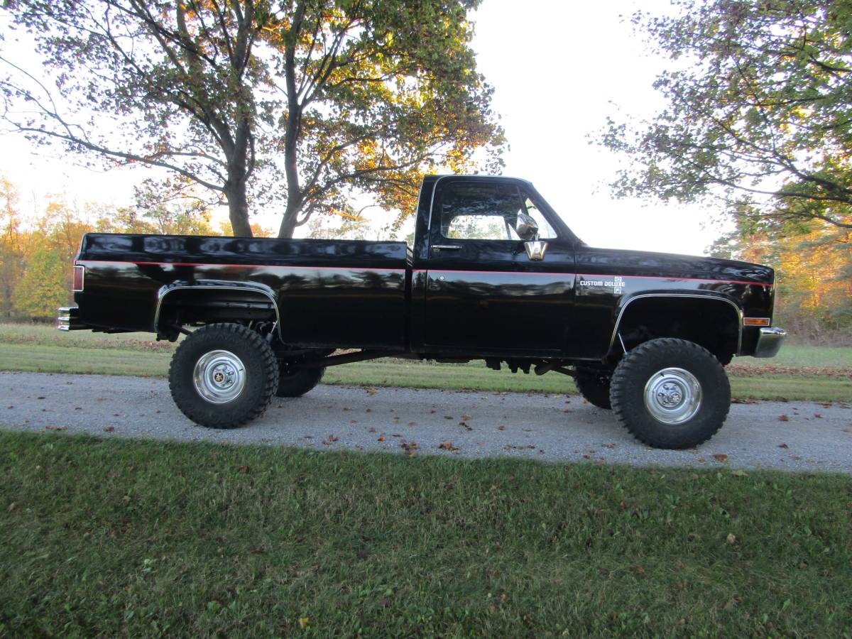Chevy-k10-4x4-1986-black-3