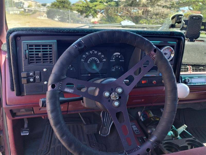 Chevy-k1500-1988-red-9