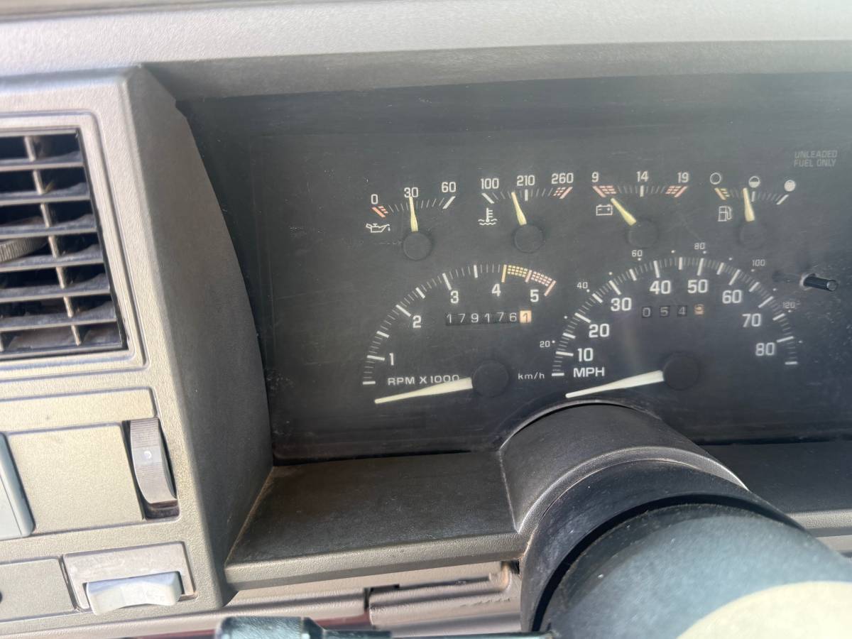 Chevy-k1500-1993-blue-10