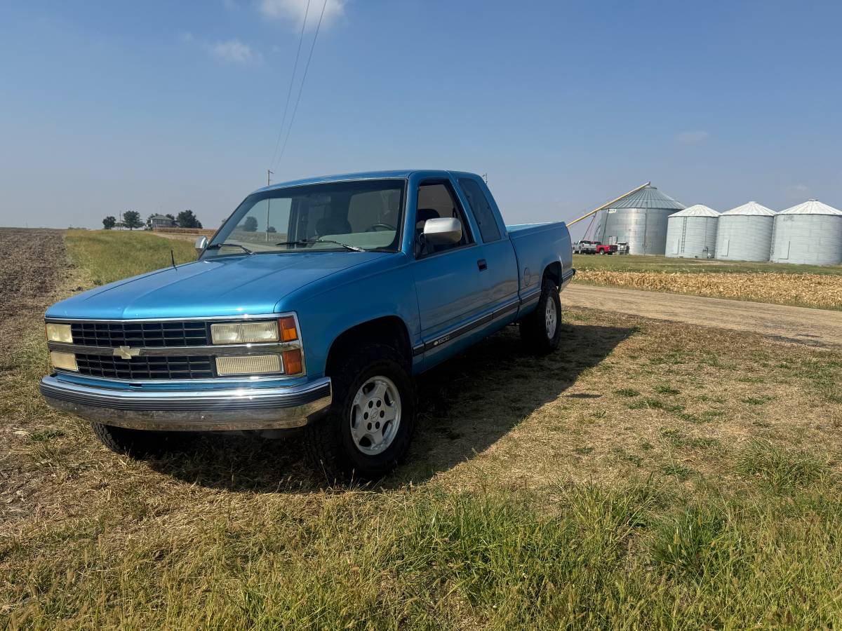 Chevy-k1500-1993-blue-3