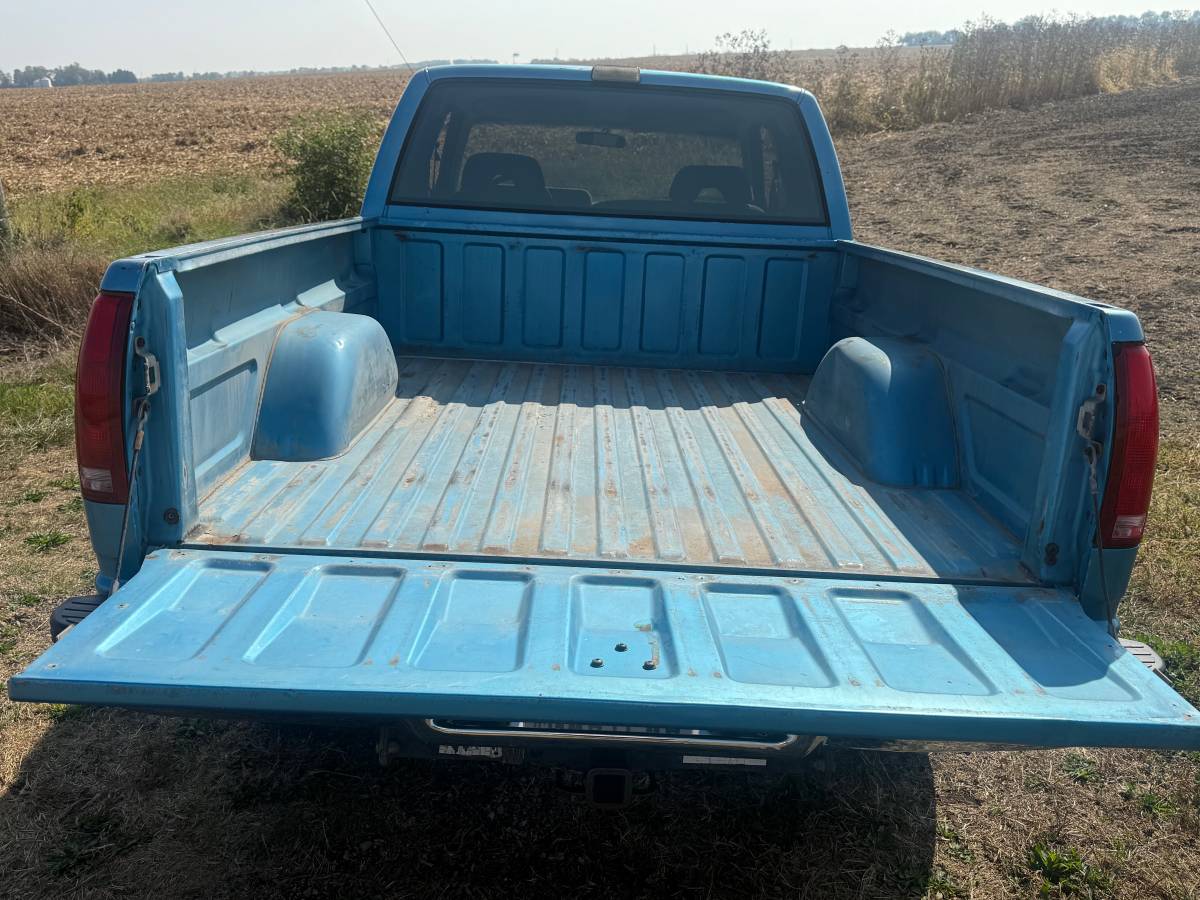 Chevy-k1500-1993-blue-4