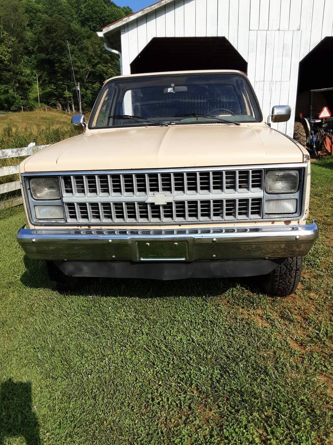 Chevy-k20-1985-10