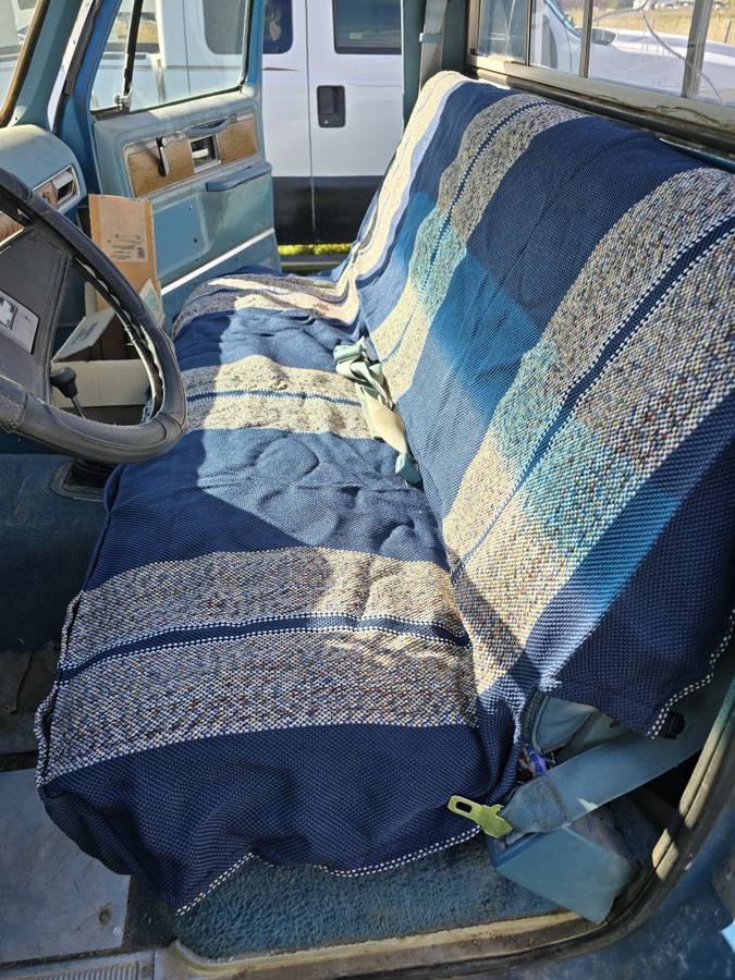 Chevy-k25-1977-blue-6