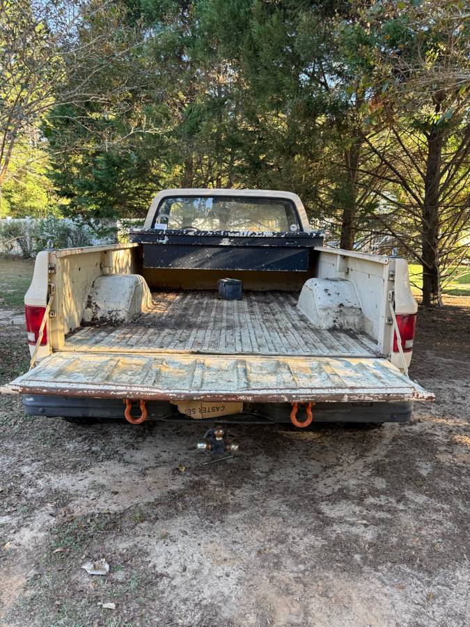 Chevy-k30-diesel-1986-custom-10