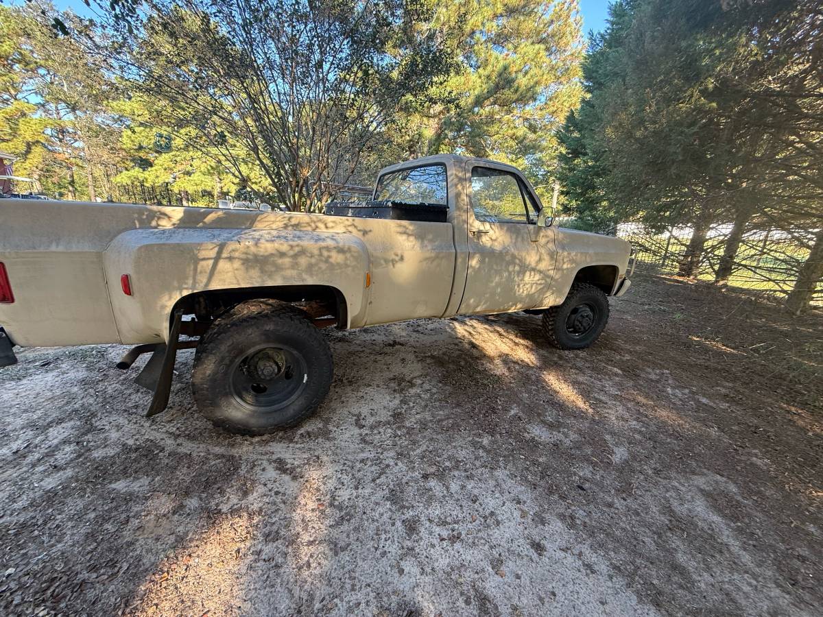 Chevy-k30-diesel-1986-custom-9