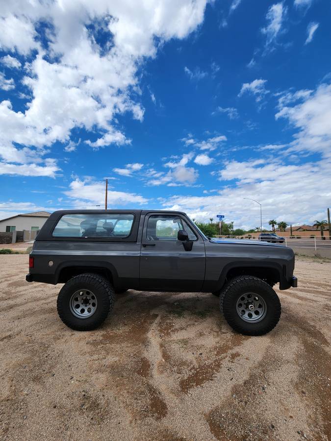 Chevy-k5-blazer-1976-10