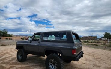 Chevy-k5-blazer-1976-7