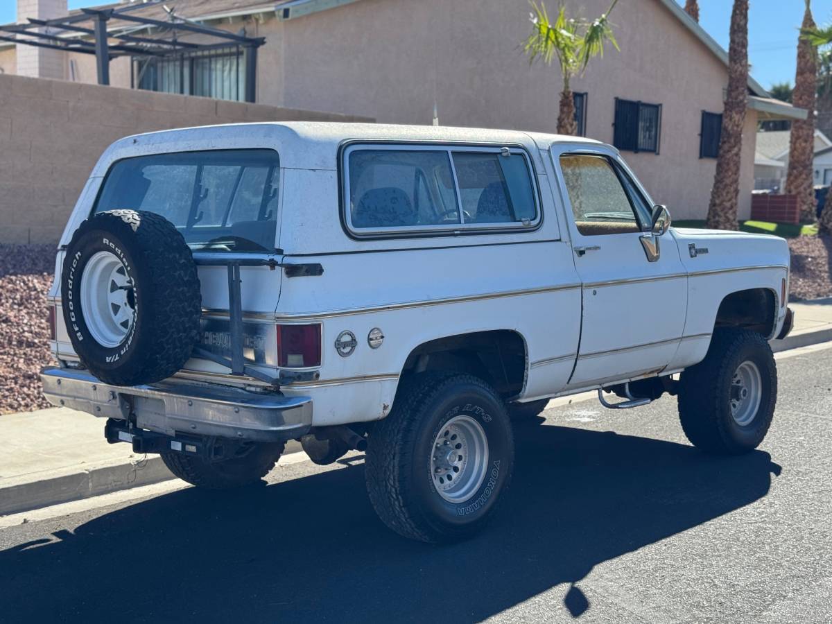 Chevy-k5-blazer-1977-10