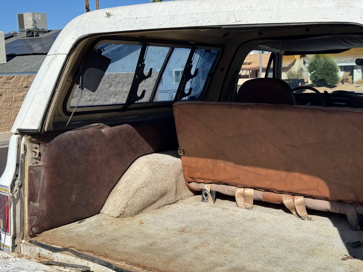 Chevy-k5-blazer-1977-14