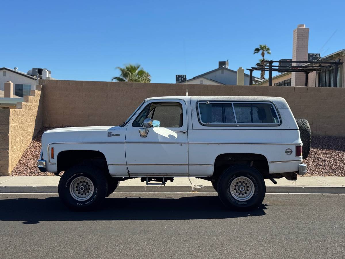Chevy-k5-blazer-1977-2