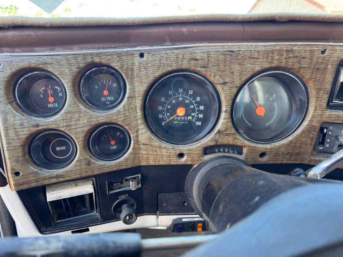 Chevy-k5-blazer-1977-6