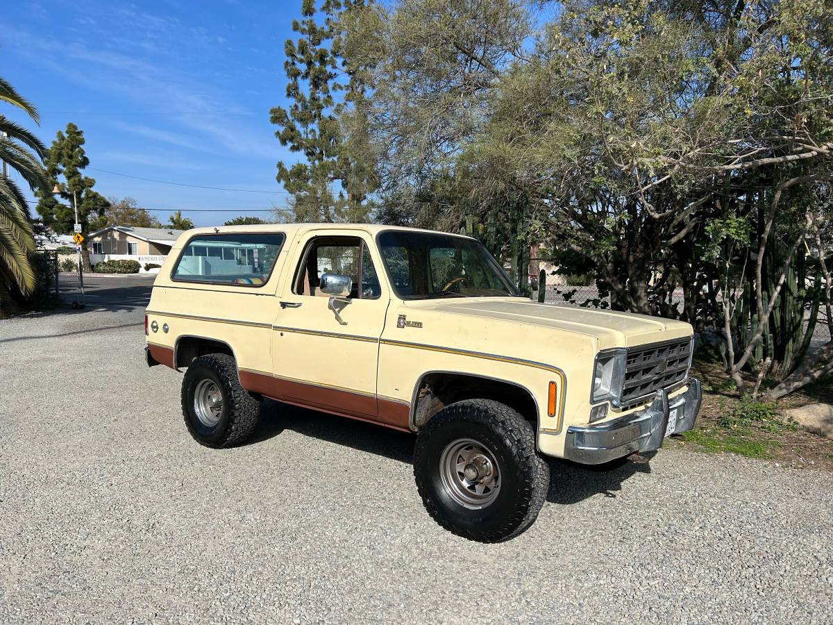 Chevy-k5-blazer-1977-brown