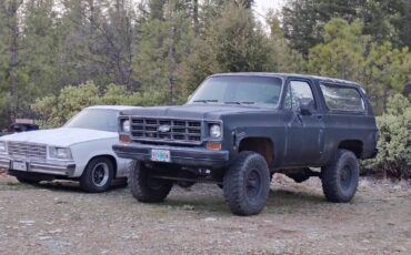 Chevy-k5-blazer-1978-black-4