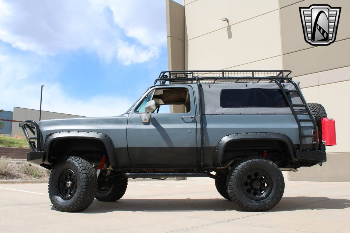Chevy-k5-blazer-1980-grey-2
