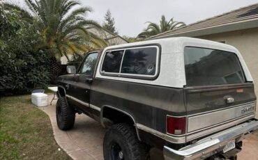 Chevy-k5-blazer-1986-brown-11