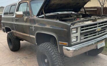 Chevy-k5-blazer-1986-brown-6