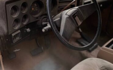 Chevy-k5-blazer-1986-brown-7