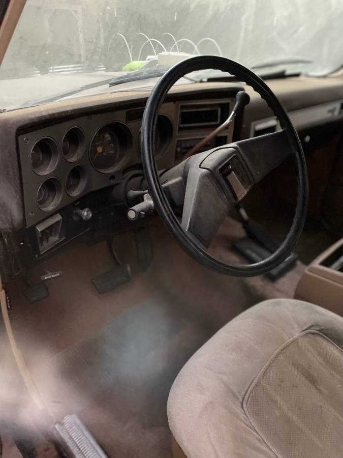 Chevy-k5-blazer-1986-brown-7