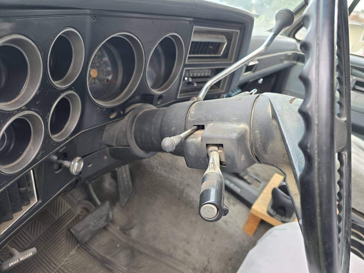 Chevy-k5-blazer-1988-black-1