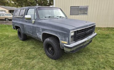 Chevy-k5-blazer-1988-black-11