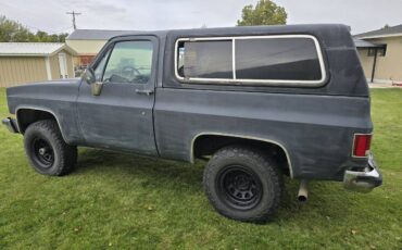 Chevy-k5-blazer-1988-black-22