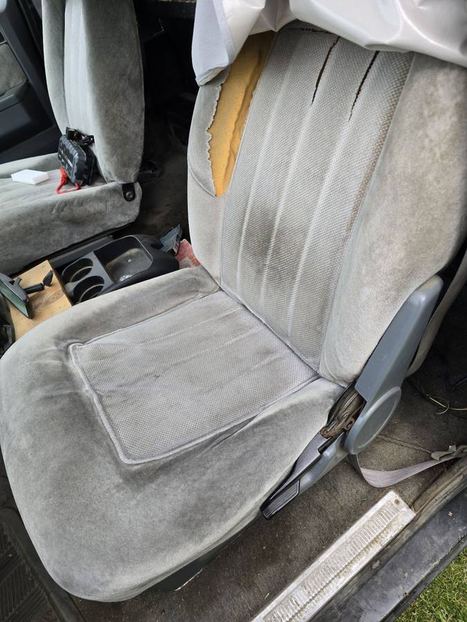 Chevy-k5-blazer-1988-black-23