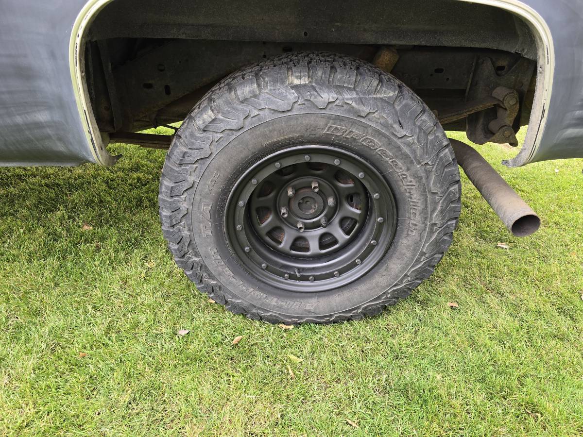 Chevy-k5-blazer-1988-black-5