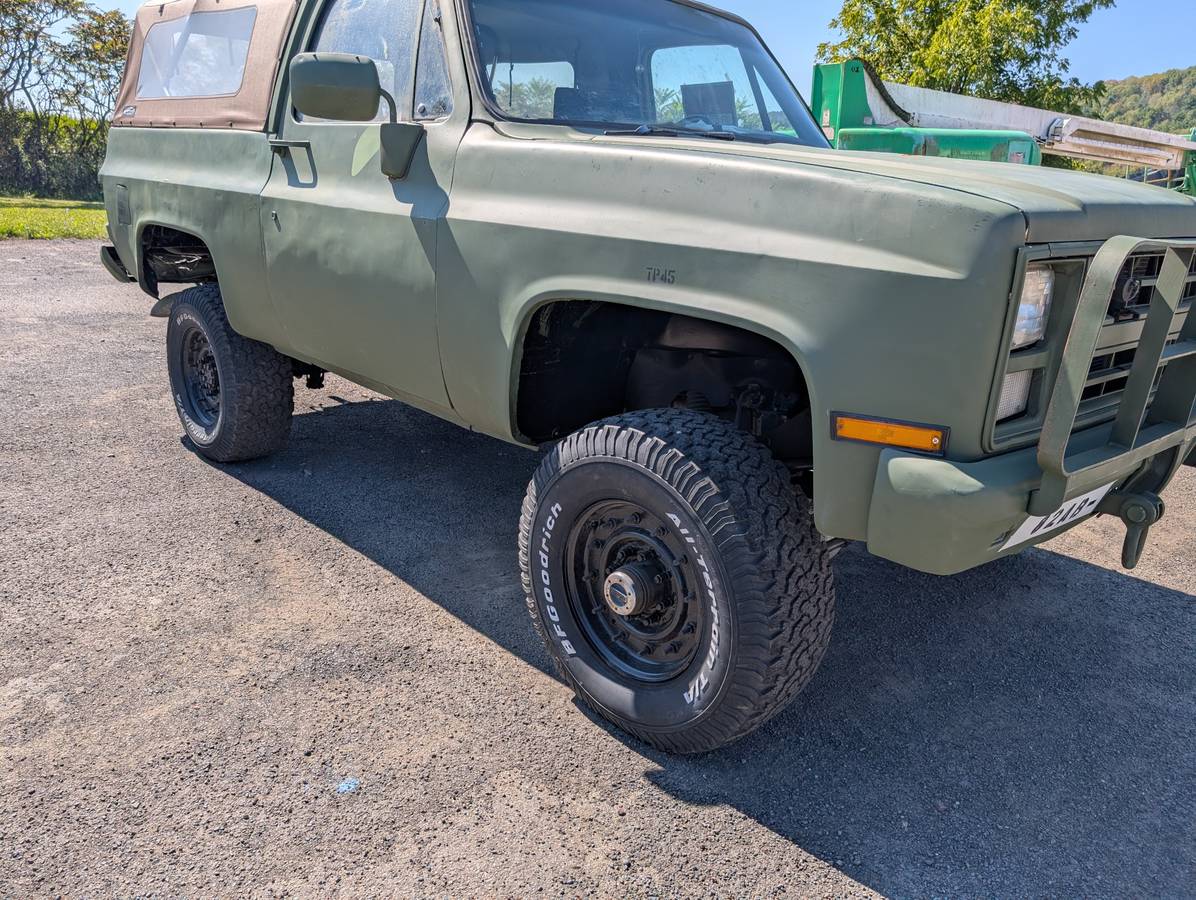 Chevy-k5-military-blazer-diesel-1986-green-2
