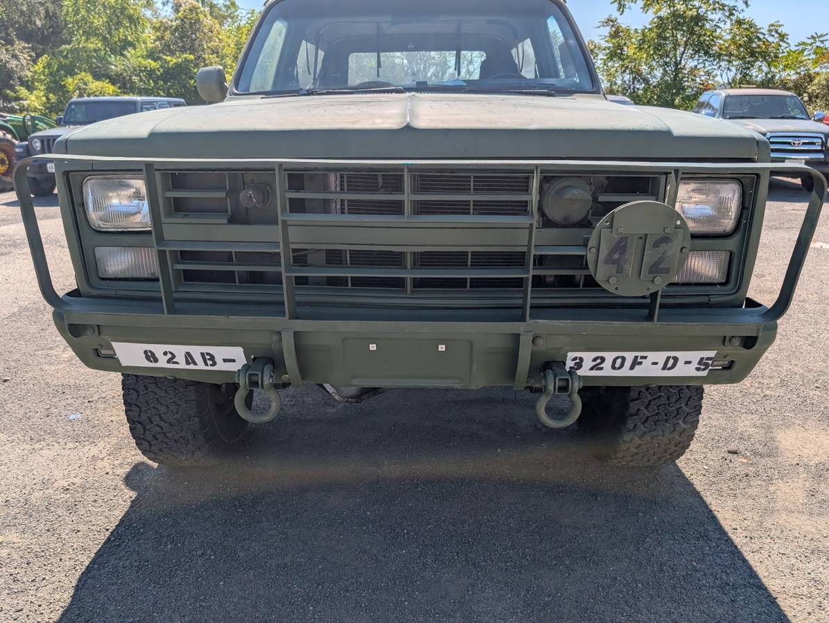 Chevy-k5-military-blazer-diesel-1986-green-9