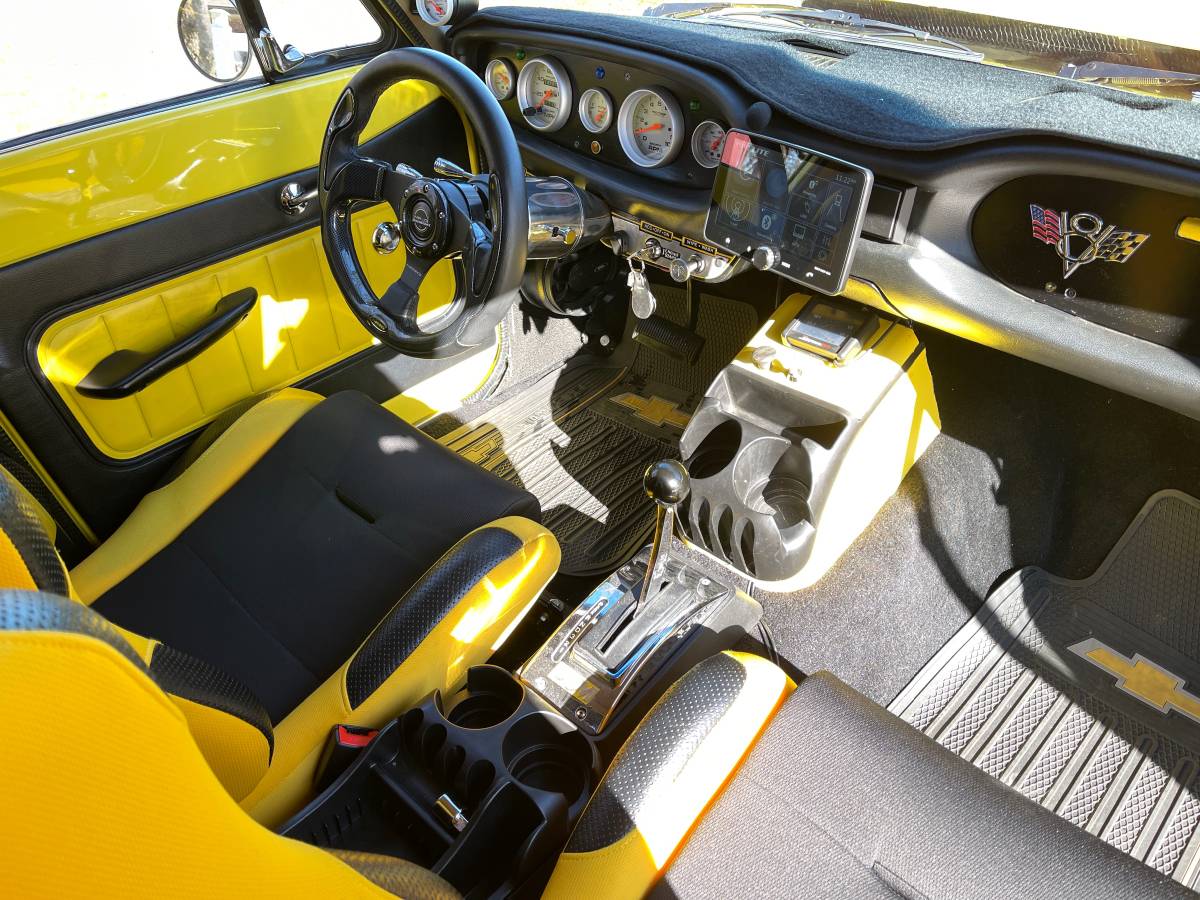 Chevy-luv-pick-up-1974-yellow-15