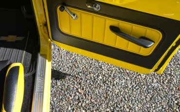 Chevy-luv-pick-up-1974-yellow-18