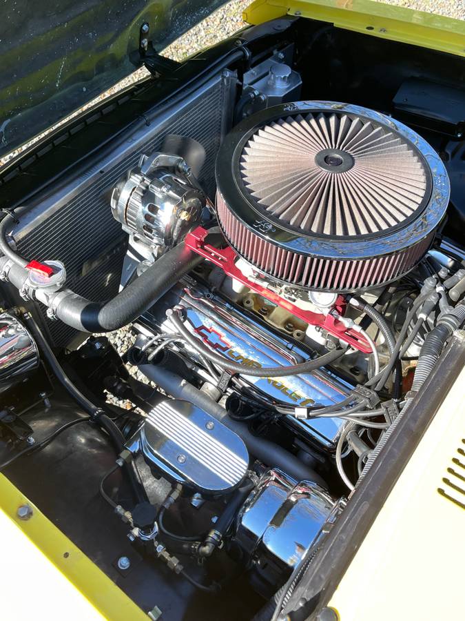 Chevy-luv-pick-up-1974-yellow-22
