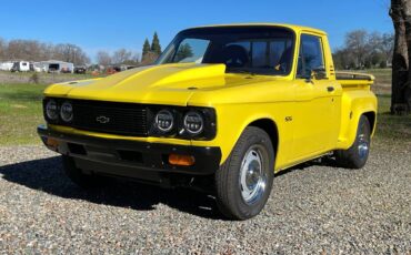Chevy-luv-pick-up-1974-yellow-9